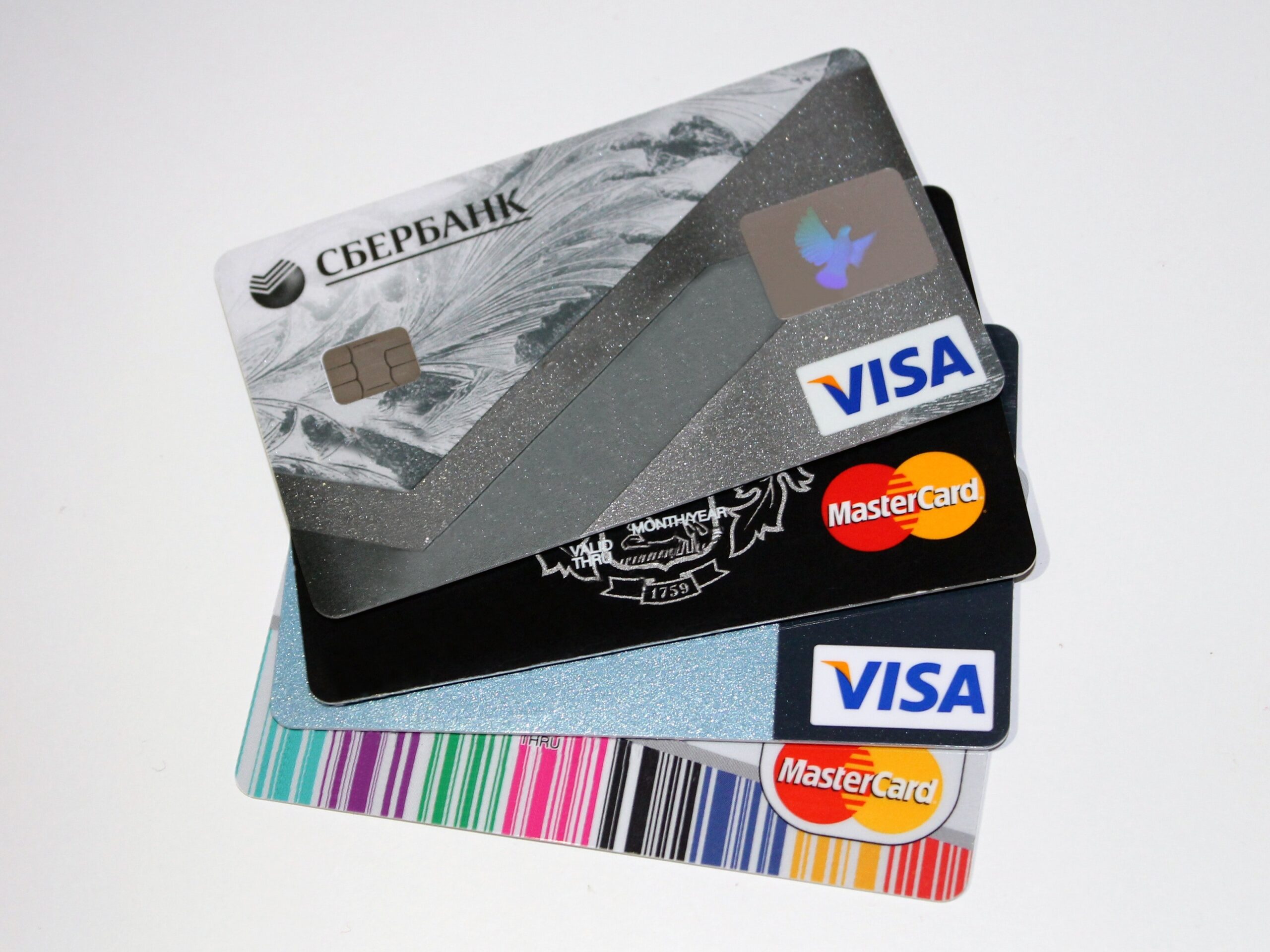 bank banking cards 462368 scaled