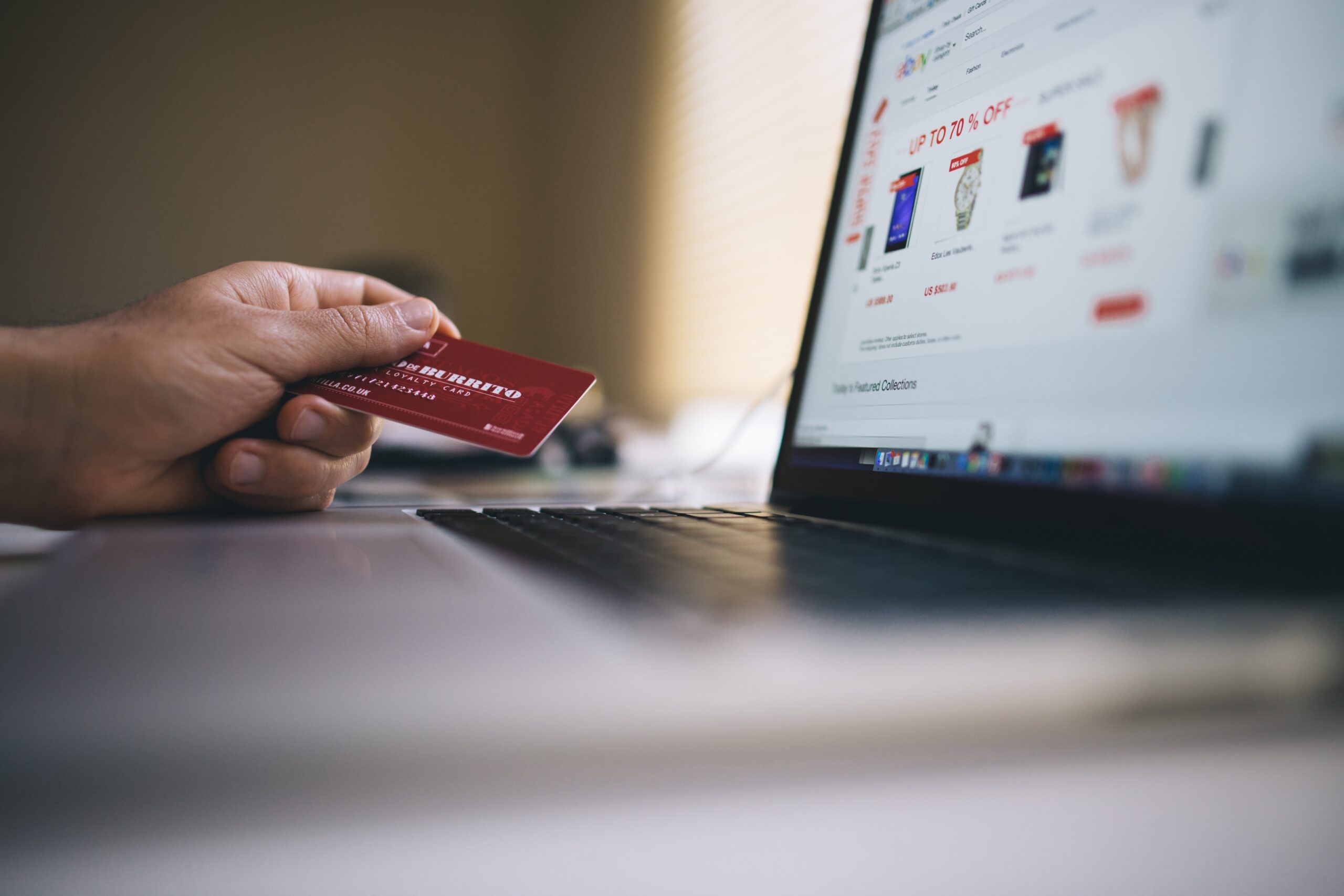 black friday buy credit card 34577 2 scaled